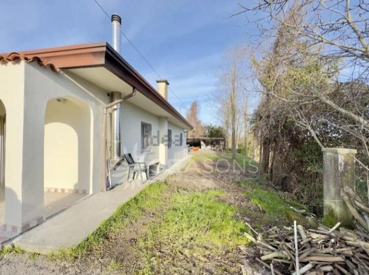 Casa cu 3 camere, baie, curte si piscina (Italia - Veneto) - 6