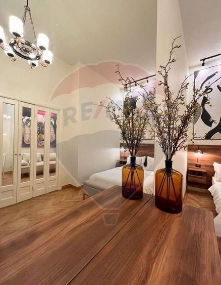 Casă 2 camere de închiriat singur curte zona Unirii - 3