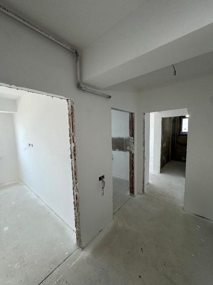 Apartament două camere decomandat nou/ sector 1/ metrou 1 Mai - 11