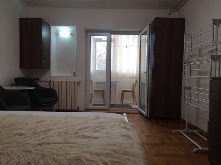 Garsoniera de inchiriat ,etajul 1, Tomis 3 - 1