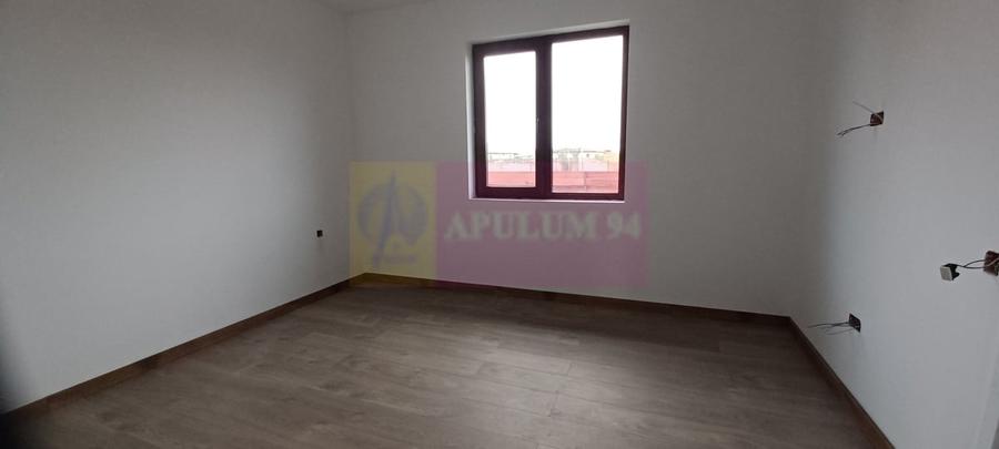 Sabareni, casa noua, 3 camere, 2 bai, bucatarie, terasa, pivnita - 11