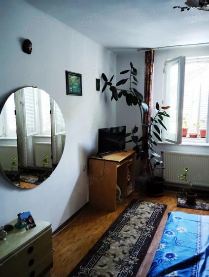 Vand apartament 2 camere, decomandate, OM-Pia?a Eliberarii - 6