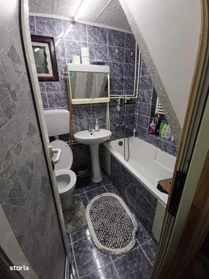 De vanzare casa 3 camere zona Damaroaia 2 bai, balcon deschis - 6