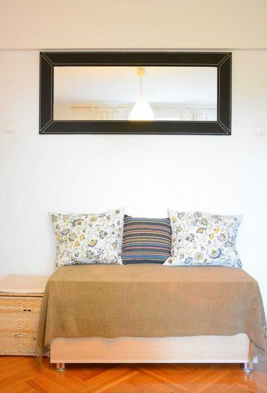 garsoniera P-ta Romana de inchiriat 450 euro. - 4