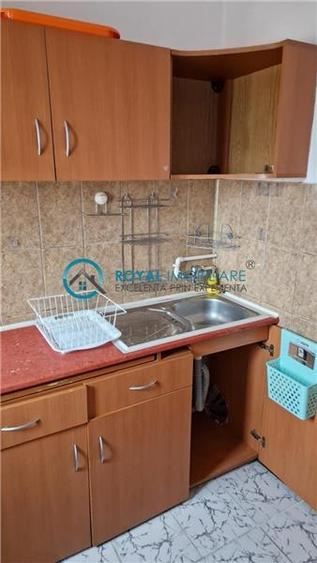 Royal Imobiliare - Vanzare garsoniera zona Vest - 3