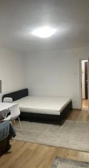 Garsonieră zona  Far  mobilată utilată 15 mp - 5