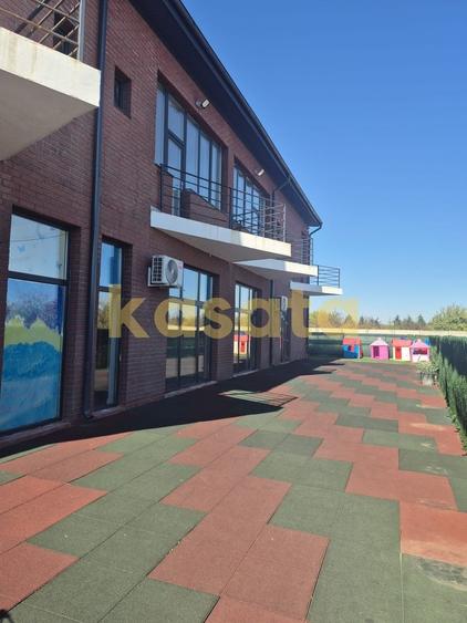 Spatiu Comercial I Tunari I 463 utili I curte 400 mp I parcare - 1