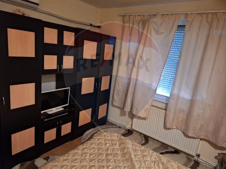 Apartament cu 3 camere Hunedoara, jud. Hunedoara - 8