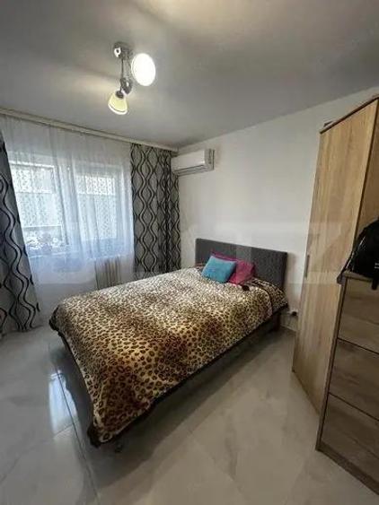 Camera renovata modern, 21 mp - 7