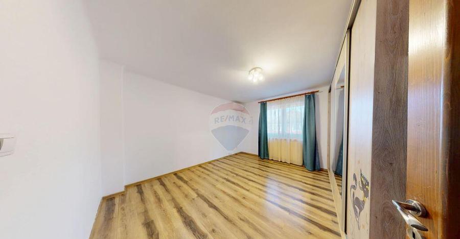 Duplex integral renovat, 3 camere , 2 bai, garaj, 403 mp ... - 6