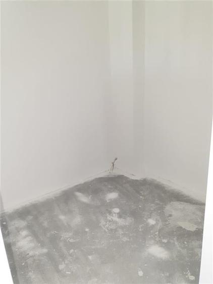 Spatiu comercial la vanzare in Rogerius zona Lacul Rosu - 7