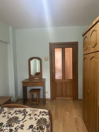 Campina - ultracentral - ap. 3 cam - mobilat - 450 Euro/Luna - 10