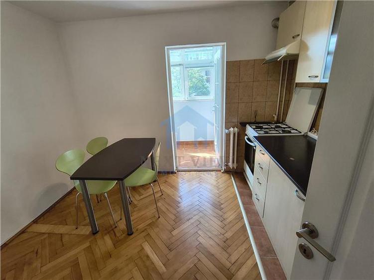Apartament cu 2 camere decomandat în Zorilor