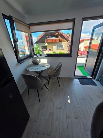 Apartament cu 2 camere decomandat, mobilat în Drumul Poienii