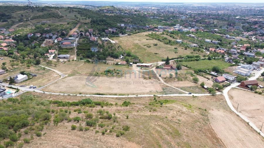 Teren Construcții intravilan de 672 mp, în Paleu