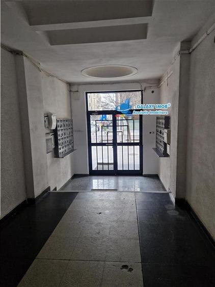 Apartament cu 2 camere semidecomandat în Calea Victoriei