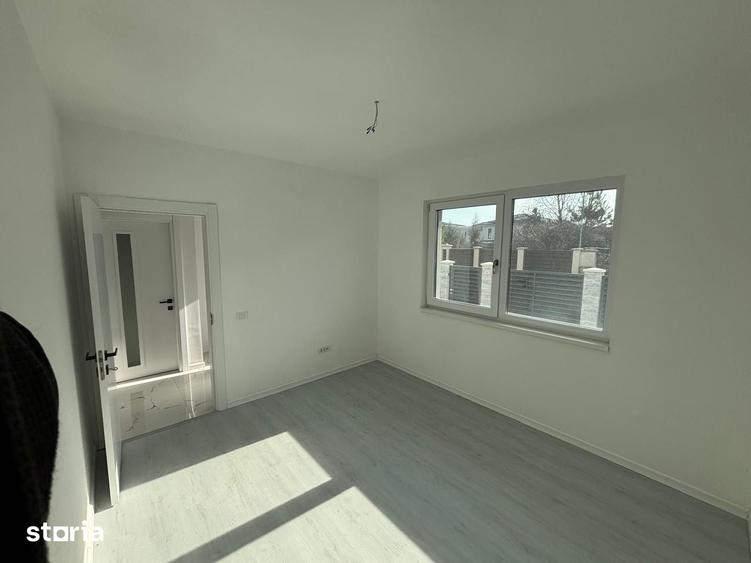 Casă cu 5 camere cu Teren 627 Mp în Corbeanca