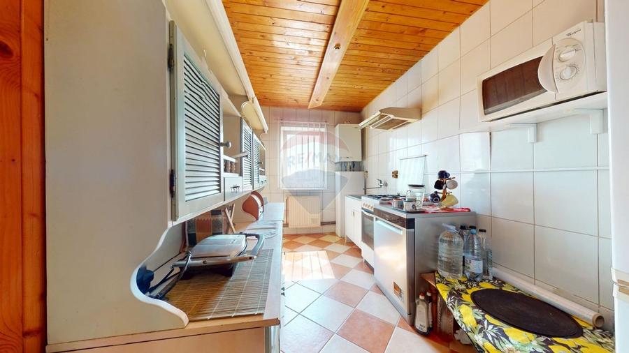 Apartament cu 3 camere de vânzare în zona Centrala, Fagaras - 15