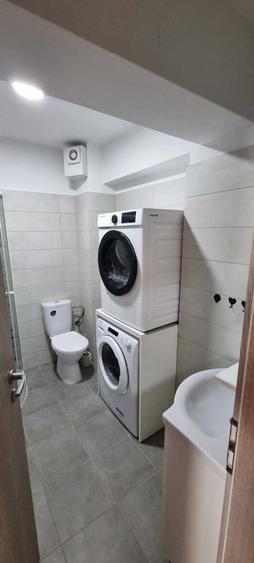 Apartament cu 2 camere decomandat în Valea Adâncă