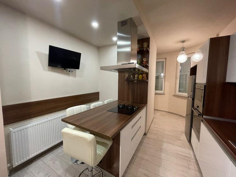 Garsonieră decomandată, mobilată în Rogerius