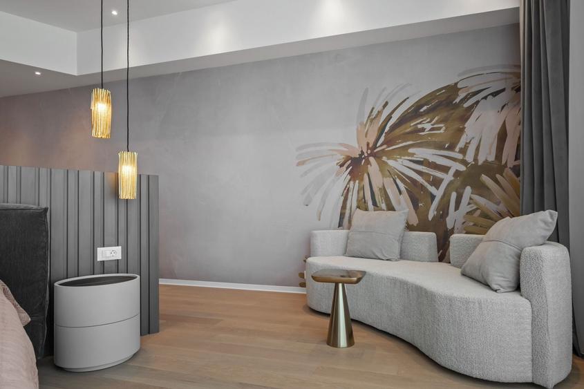 Apartament cu 5 camere decomandat, mobilat în Barbu Văcărescu