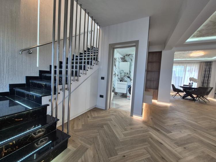Apartament cu 4 camere decomandat în Valea Lupului