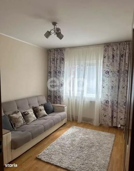 Apartament cu 3 camere decomandat în Mărăști