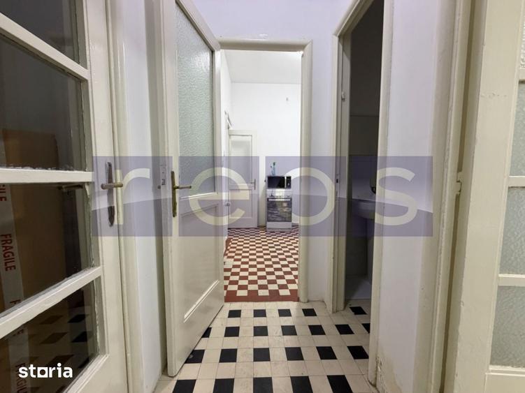 Casă cu 10 camere cu Teren 197 Mp în Eminescu