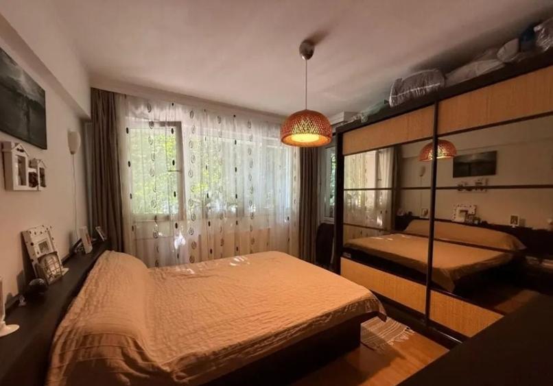 Apartament cu 2 camere semidecomandat, mobilat în Alexandru Obregia