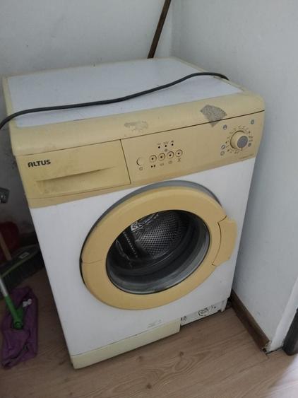 Garsonieră semidecomandată în Central