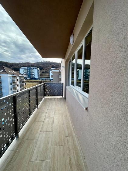 Apartament cu 2 camere semidecomandat în Florești