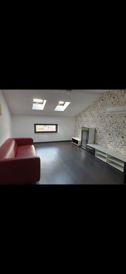 Apartament cu 3 camere decomandat în Popoveni