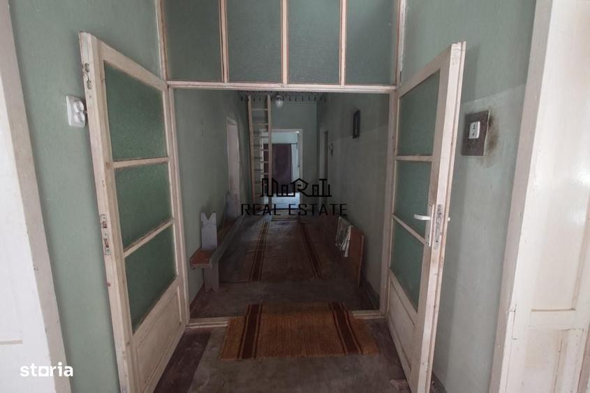 Casă cu 4 camere în Blăjeni