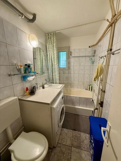 Apartament cu 3 camere decomandat, mobilat în Brazda lui Novac