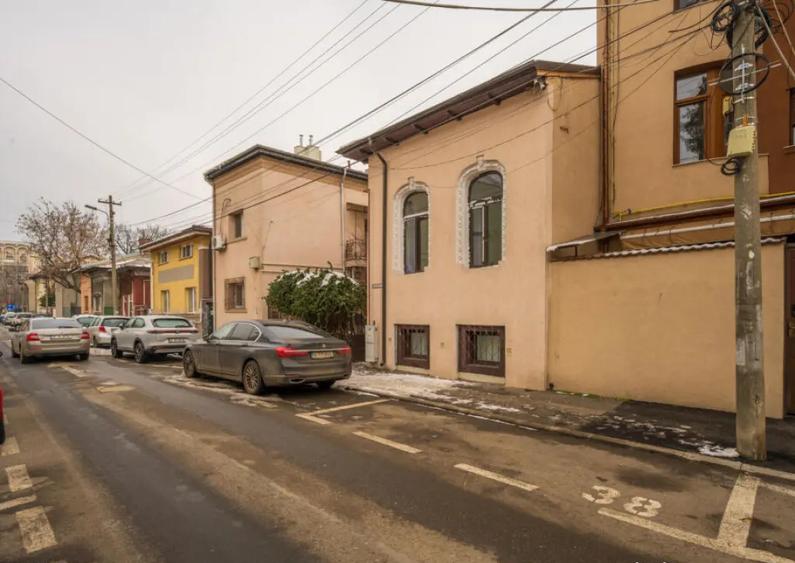 Casa 4 camere, rond Regina Maria, exterior renovat, curte - 3