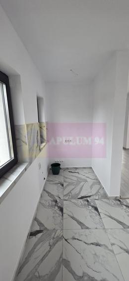 Vila de vanzare cu 4 camere in Brebu - 19