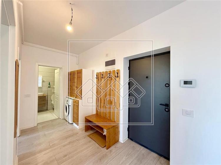 Apartament de vanzare in Sibiu - 2 camere, decomandat, balcon, etaj 1 - 3