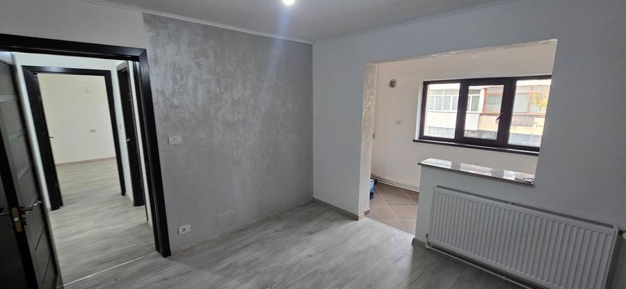 2 camere de vanzare , etajul 2, Focsani - 7