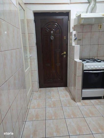 Camera de camin de vanzare cu baie proprie -zona Tractorul - 2