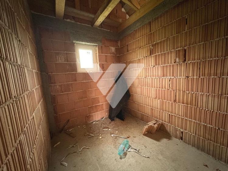 Casa noua la rosu 4 camere si teren 600 mp in Sura Mare Sibiu - 12