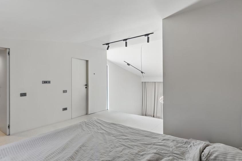 VILA 3 CAMERE - PIPERA - TEREN 570MP - COMISION 0% - 10