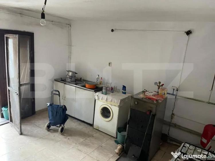 Casa de vanzare in suprafat utila de 100 mp si 1400 mp teren - 6