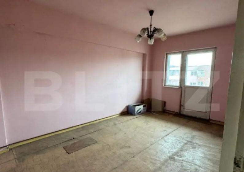 Apartament 3 camere, 64 mp, renovabil, zona Centrala! - 2