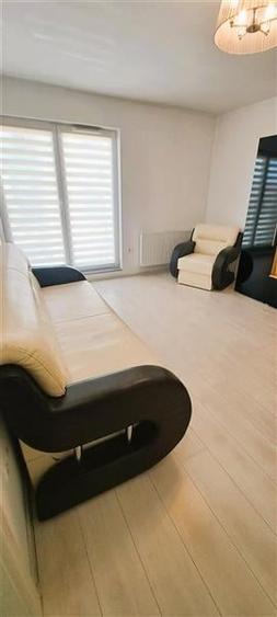 Apartament 2 camere, etaj 2, mobilat si utilat . Zona Tractorul - 5