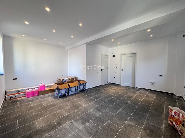 Spațiu comercial, 33 mp în Industriilor Spațiu comercial, 33 mp în Industriilor