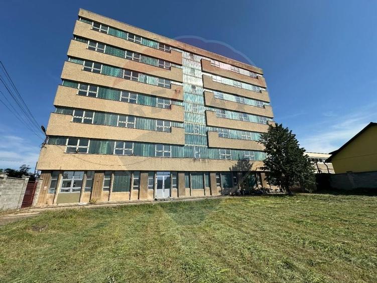 Spațiu de birouri- Imobil Multifuncțional în Arad P +6 - 1