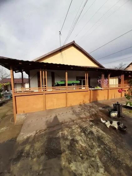 Casa Caline?ti, Carstieni - 1