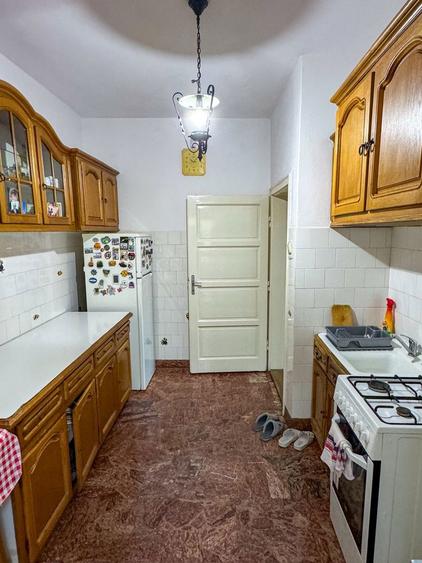 Apartament de 2 camere la casa cu curte in apropierea magazinului Crisu - 4