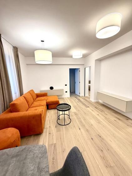 Nou! Inchiriere 3 camere cu terasa  Aviatiei - 1