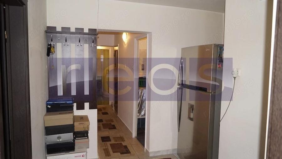 Apartament cu 3 camere decomandat, mobilat în Dristor